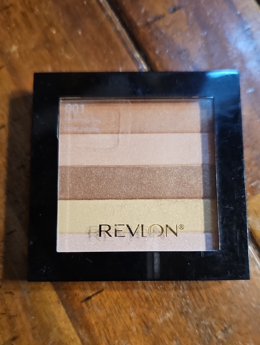 Revlon Highlighting Strips Palette — Peach, Gold, Champagne, Pale Pink